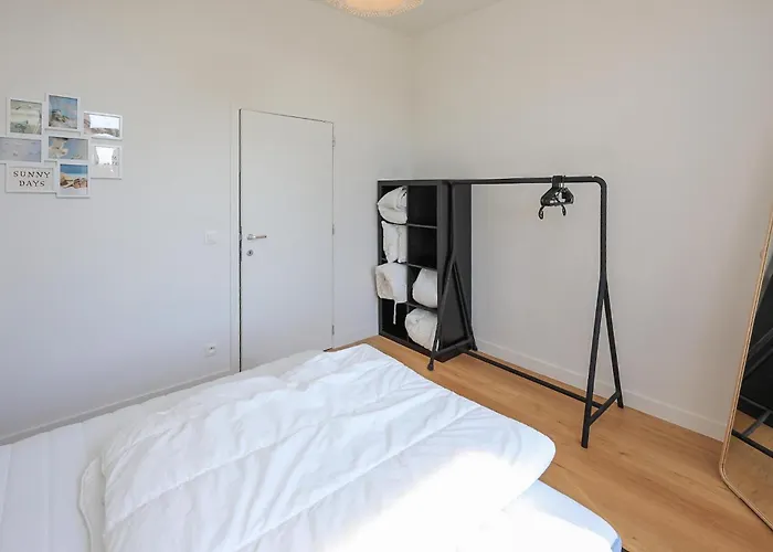 1 Bedroom Amazing In Apartment Ostend
